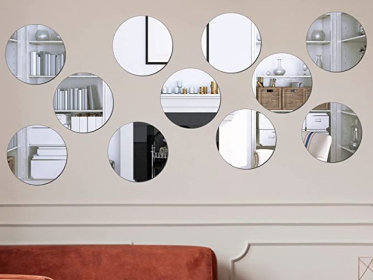 Round small Mirrors